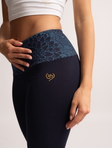 Yoga Leggings Capri Madhya &quote;Madhu&quote; - tiefblau