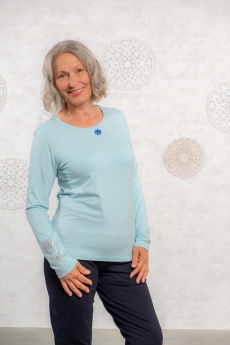 Langarm-Shirt &quote;Chakra Flower&quote; - blue breeze